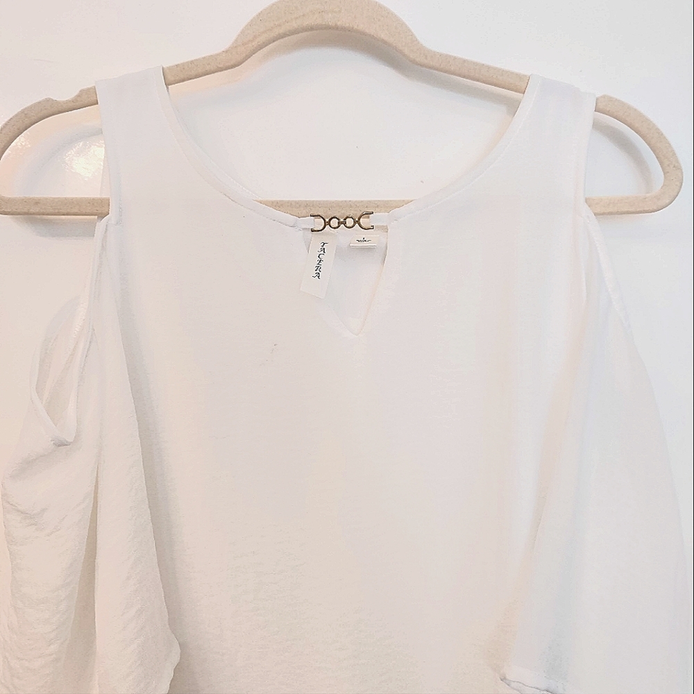 LOVELY TACERA WHITE DRESS